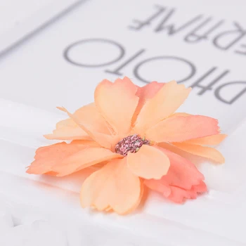 50pcs Umelé Mini Daisy Kvet Hlava Pre DIY Scrapbooking Plavidlá Koruny Svadobný Veniec Dekorácie Pre Ručné Svadbu