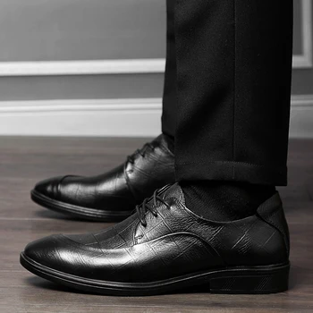 Muži topánky pravej kože business šaty, Štýlový džentlmenskej čipky priedušná pohodlné taliansky oxford formálne obuv muži