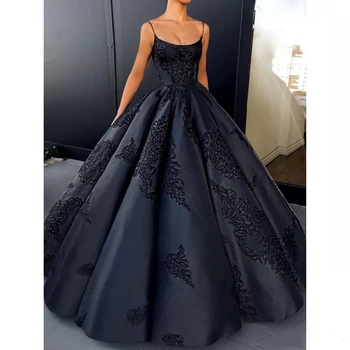 Backless Večerné Šaty Plus Veľkosť Čipky Appliques Sexy Prom Šaty Dlhé Saténové Formálne Čierne Šaty 2019