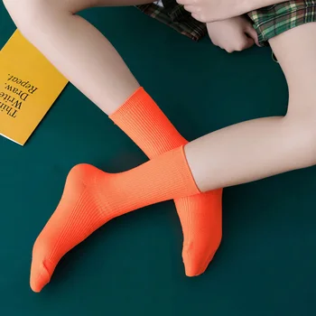 Ženy Jednofarebné Ponožky Módne Jednoduchosť Škole Štýl Candy Farby Študent Fluorescenčné Šťastný Lady Bavlna Denné Krátke Tenké Ponožky
