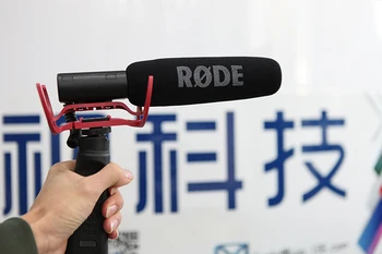 Mikrofón Hot shoe rukoväť pre MC-50/SGC-598/RODE VideoMic DSLR Fotoaparát