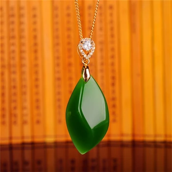 Prírodné Zelené Ručne vyrezávané Jade Prívesok Šperky Módny Náhrdelník Lady 925 Silver Vykladané Priateľka Darčeky Prívesok