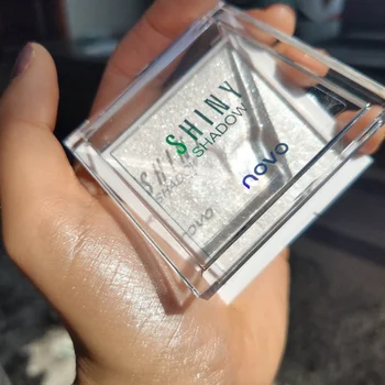 Novo Diamond Crystal Gloss Prášok Čiastočné Leštenie Panel Pearlescent Lesk na pery Leskom Prášok Vrások Hodvábny Lesk Netto obsahom 12g