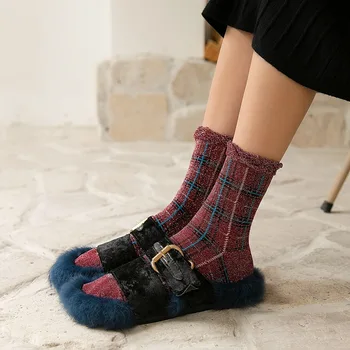 Ponožky uprostred trubice ponožky zlato a striebro hodváb všetky bavlna príliv ponožky jeseň a v zime čipky akademický štýl Ponožky dámske