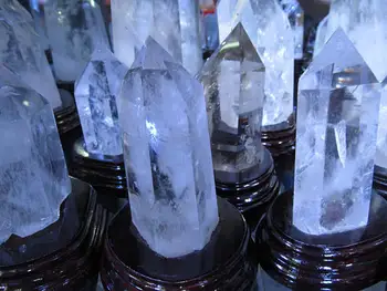 Obrie Kryštál Kremeňa Crystal Veže Bod jasné biele quartz rainbow quartz oblasti drahokam 50-200 mm 8 cm