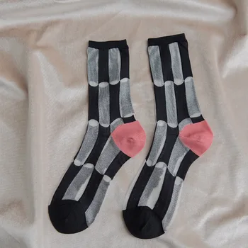 Novinka Harajuku Priehľadný Kryštál Hodváb Príliv Ženy Ponožky Kórejský Zábavné Priedušná Ultra Tenké Ponožky 2021 Dizajn Žena Pančuchy