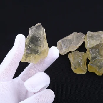 1 Taška Prírodný Krištáľ Pôvodnej Kamennej Mini Rock Minerálne Vzor DIY Šperky Surovín Crystal Rudy Pre Náramok Náhrdelník