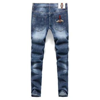 Veľkoobchod 2021 Módne bežné Mužov svetlo modrá včielka výšivky pánske džínsové nohavice úsek štíhle nohy ceruzka džínsy